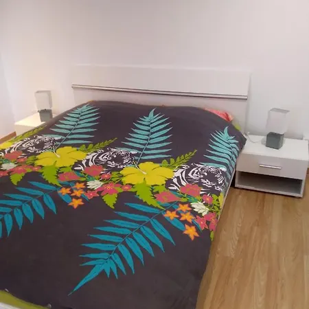 La Petite Maison Dans La Prairie Apartman *
