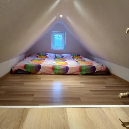 La Petite Maison Dans La Prairie * Kesseldorf